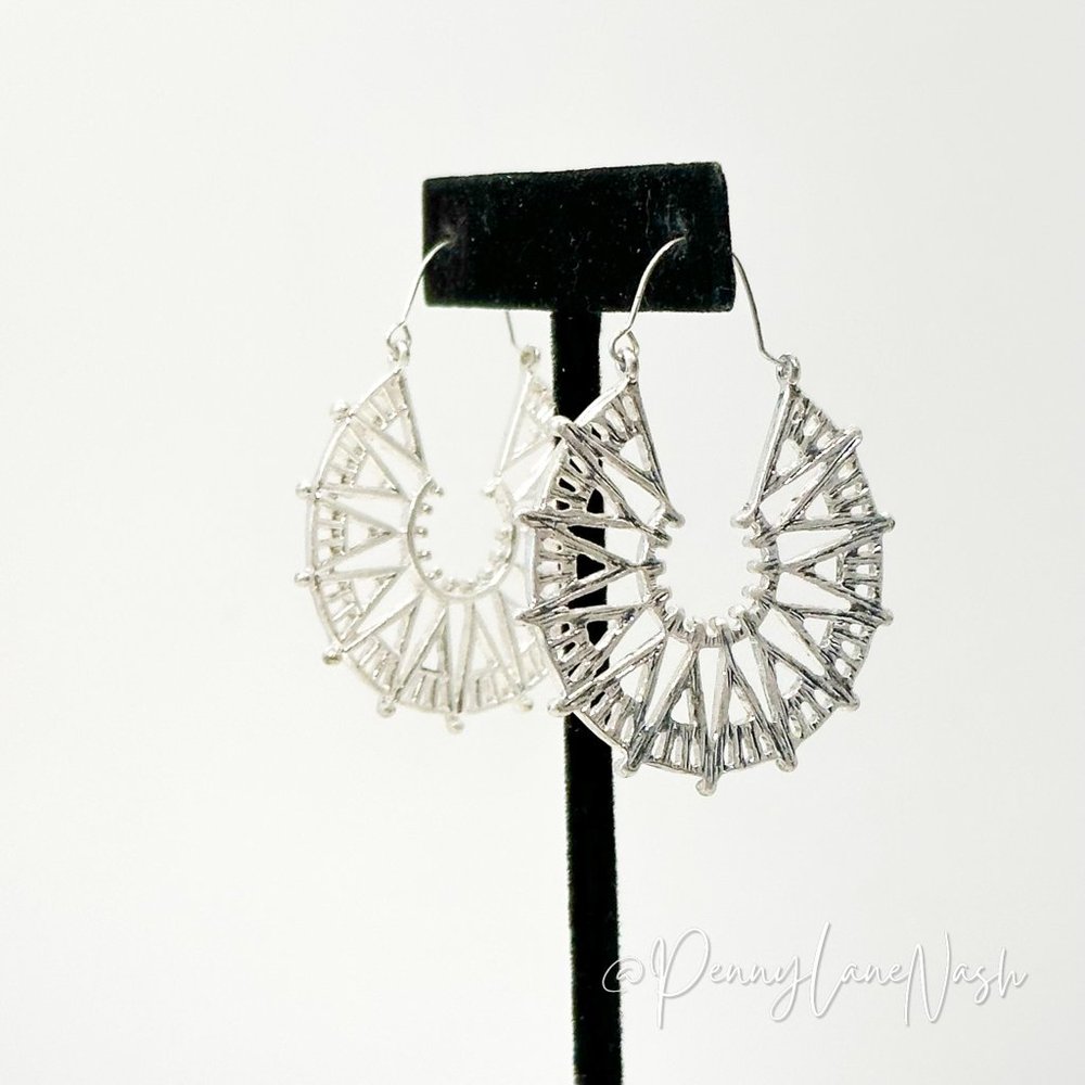 Vintage Silver Compass Sun Hoop Earrings - Picture 5 of 8
